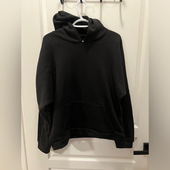Black Tracksuit - Picture 1 of 2